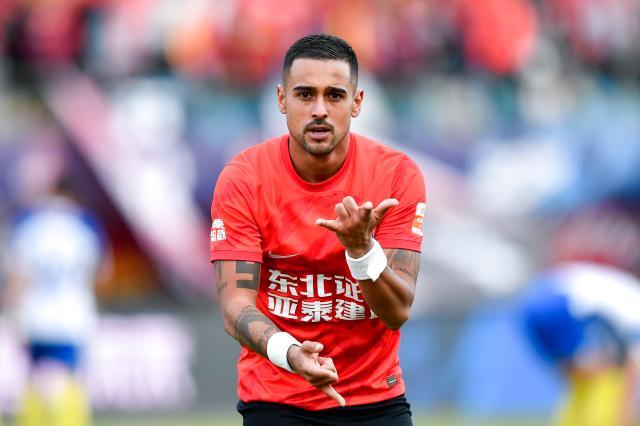 虎扑体育-【中超】杨超声双响吴亚轲失误 梅州客场4比2胜亚泰